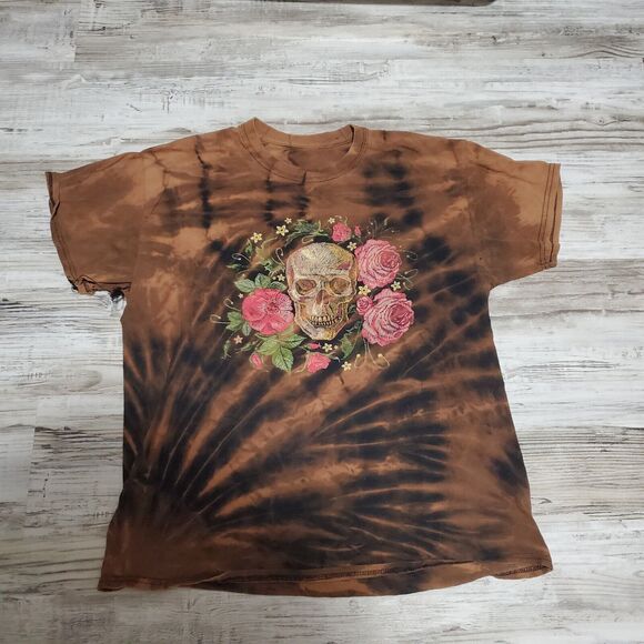 Skull And Roses Thrashed Shirt Size Large Reverse Tye Dye - Picture 1 of 4